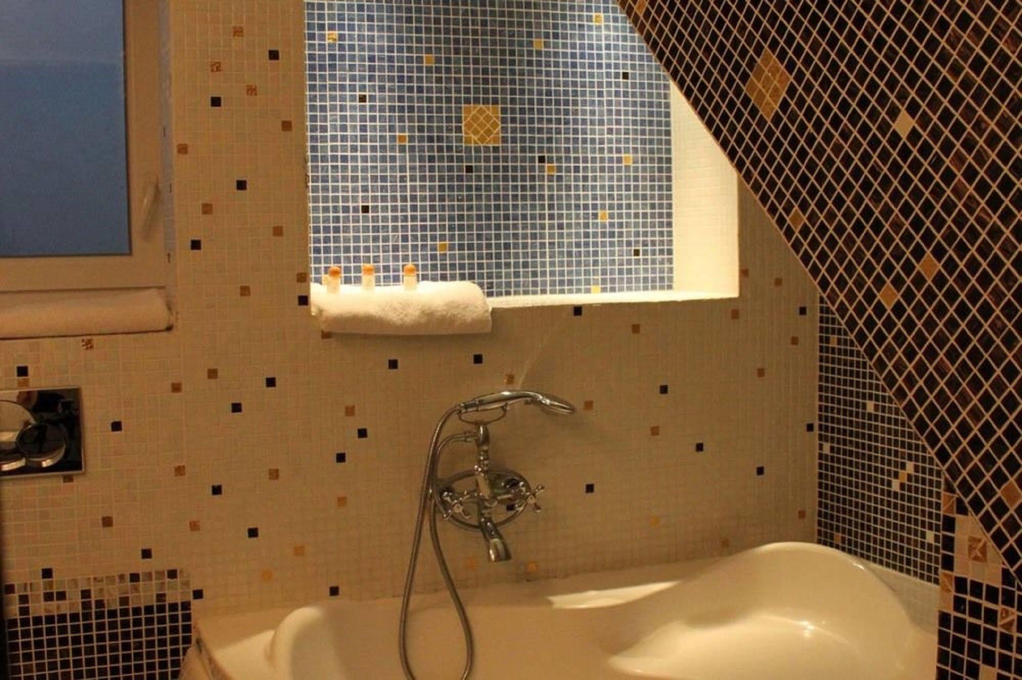 Hotel Grand Du Bel Air Parigi